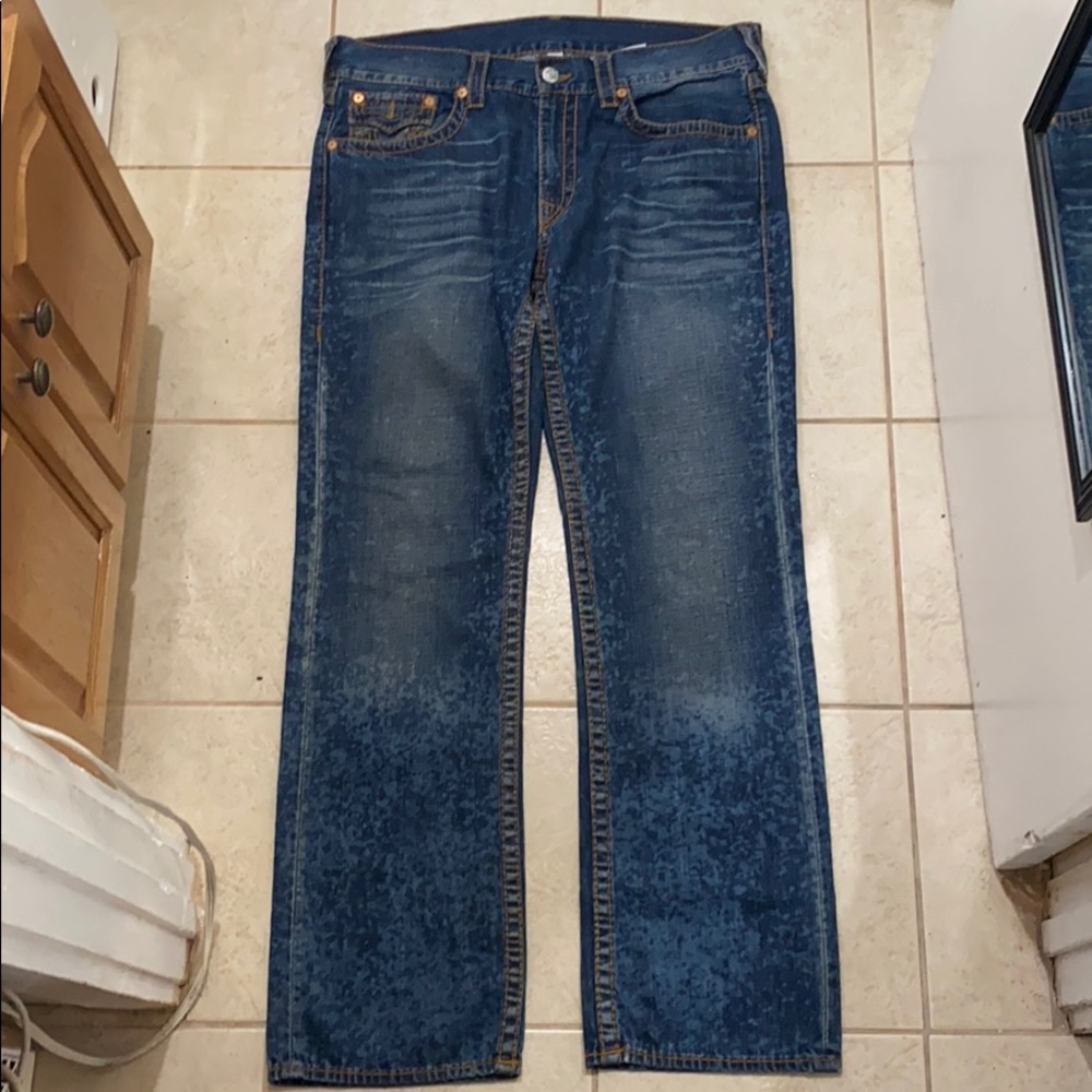 True Religion Straight w/ Flaps Big T Red Org